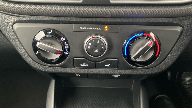 Hyundai i10 1.0 [63] Advance 5dr Auto [Nav] Petrol Hatchback